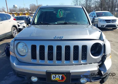 2015 Jeep Patriot High Altitude Edition z USA, uszkodzony, nr VIN 1C4NJRFB7FD197573